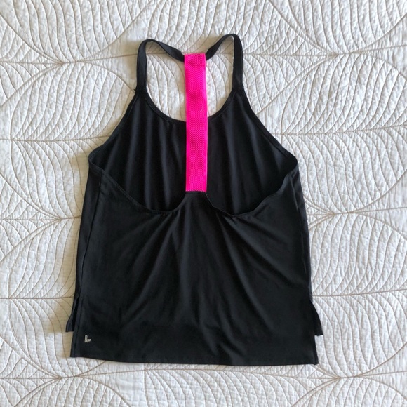 5/$35🍑 FABLETICS Black and Pink Tansy Tank - Picture 3 of 6